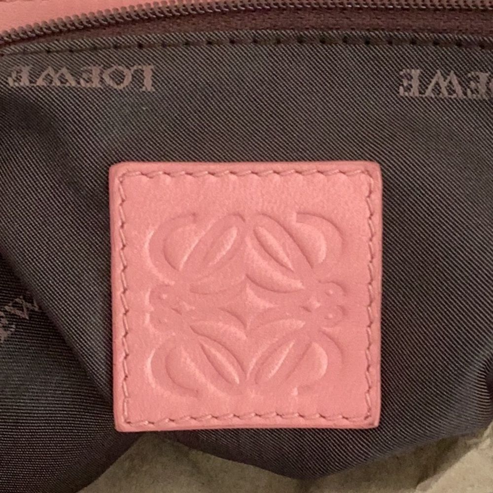 LOEWE ANAGRAM AUTHENTIC PINK SOFT LEATHER DRAW STRING SHOULDER HANDBAG - Picture 9 of 12